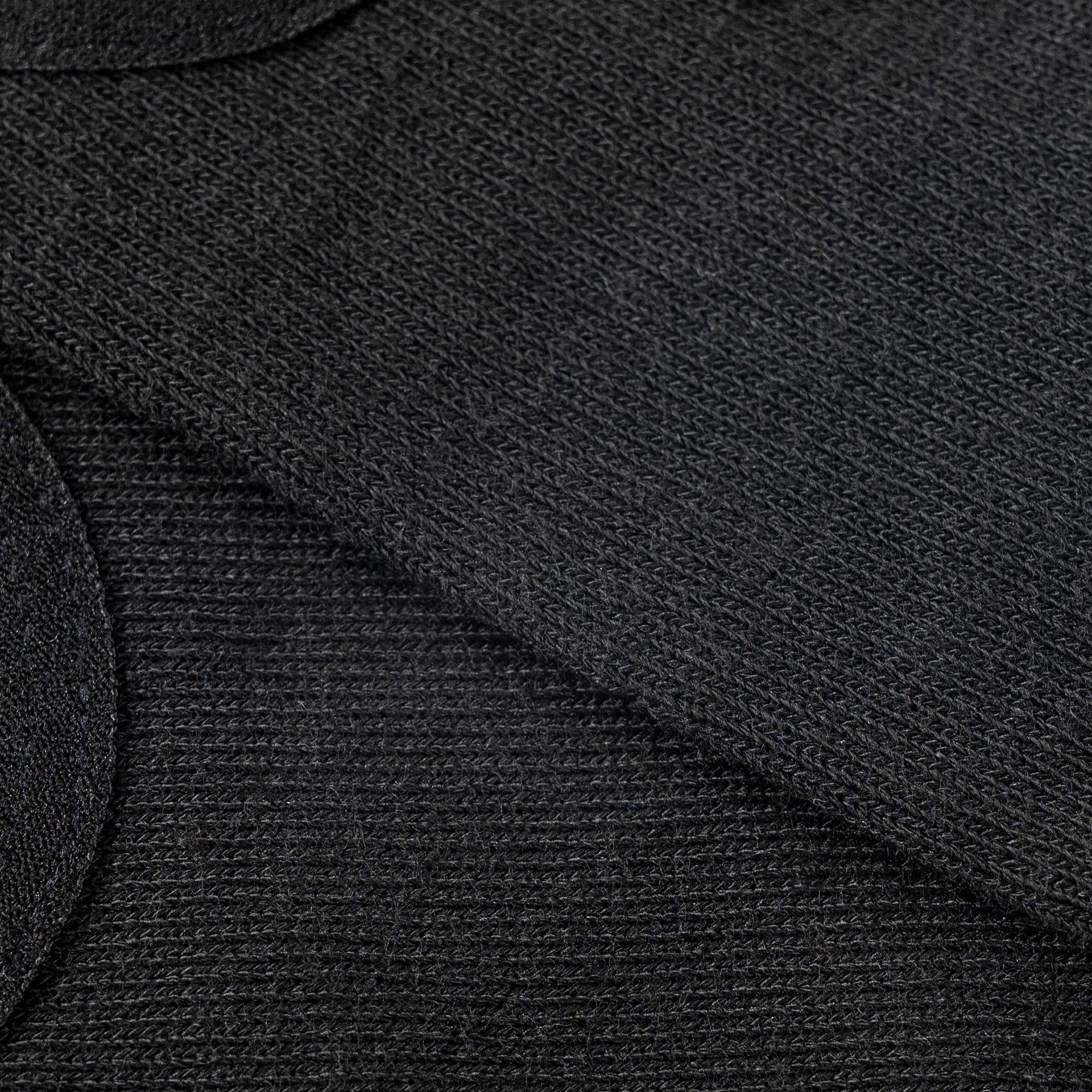 Backless Cross-Strap Gripped Yoga Socks – Non-Slip.